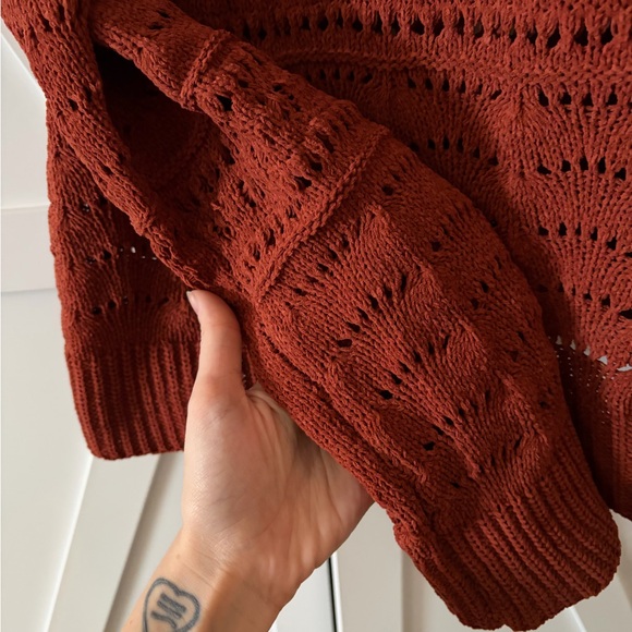Chic Rust Women's Knit Sweater - Picture 2 of 3